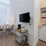 Modern Studios In The 10Th District