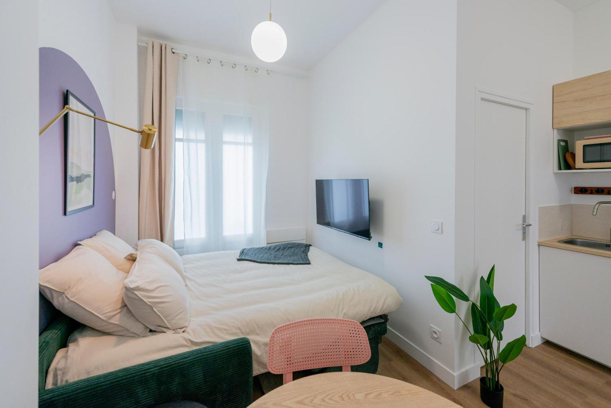 Modern In The 10th District Appartement *