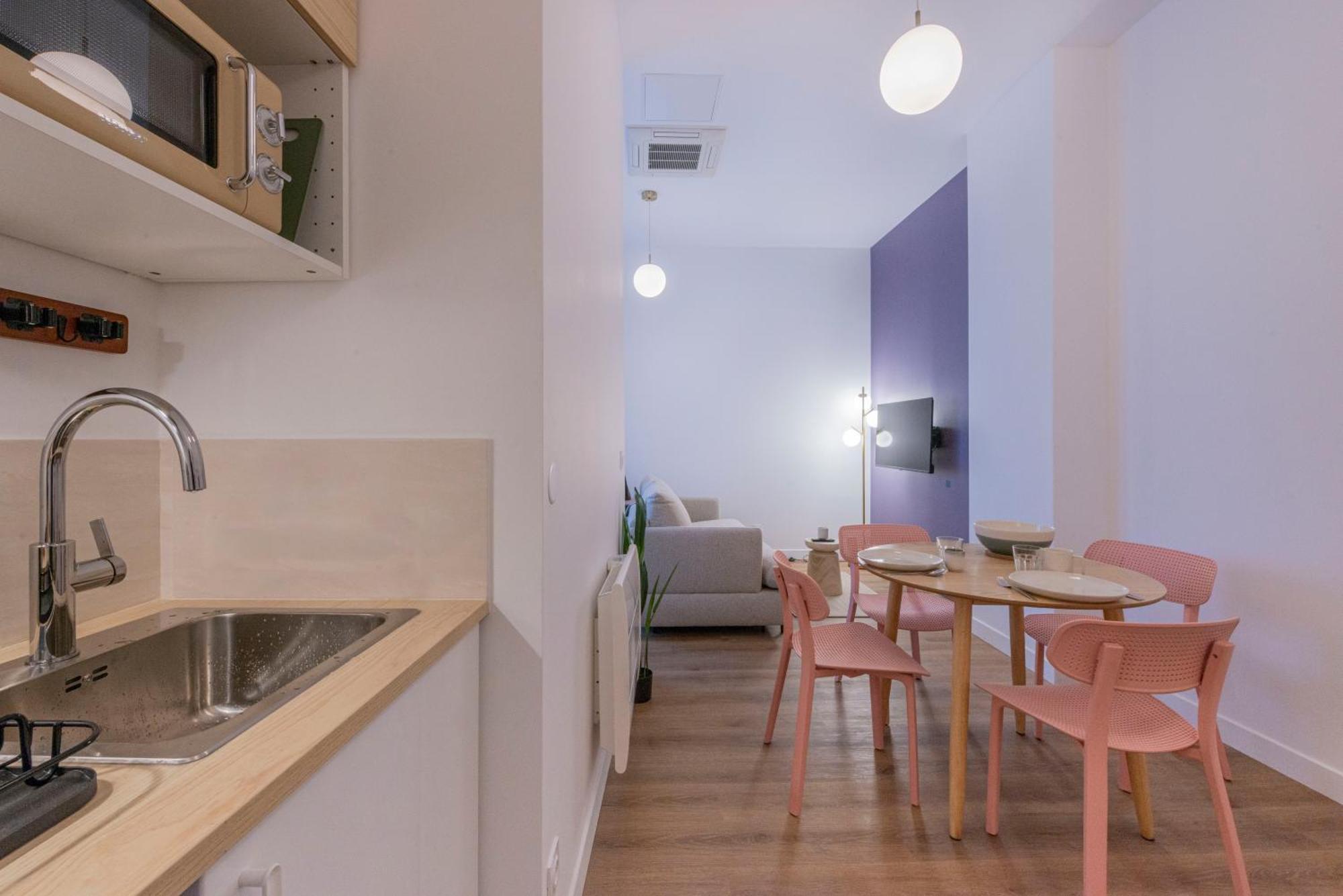 Modern In The 10th District Appartement