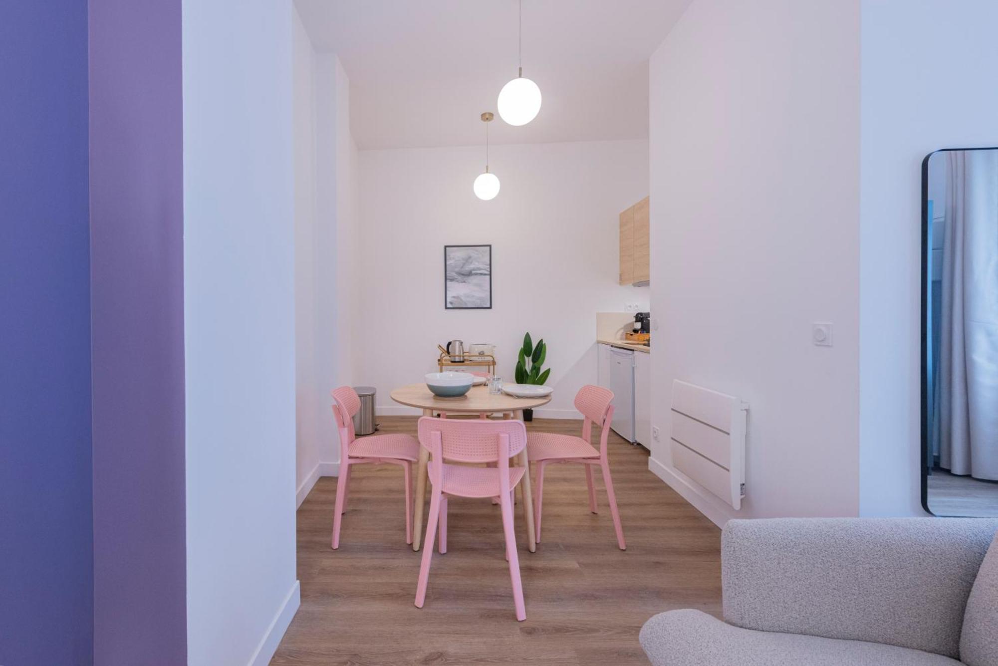 Modern In The 10th District * Parijs